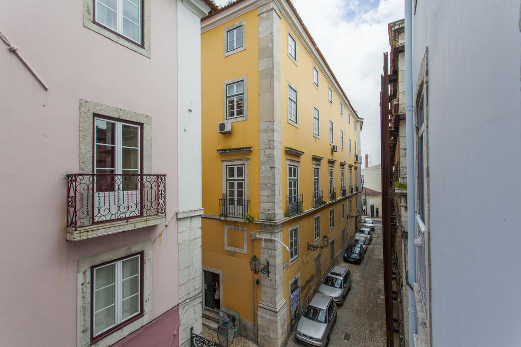 Remodeled Historic Apartment In Bairro Alto Lisboa Rum bild